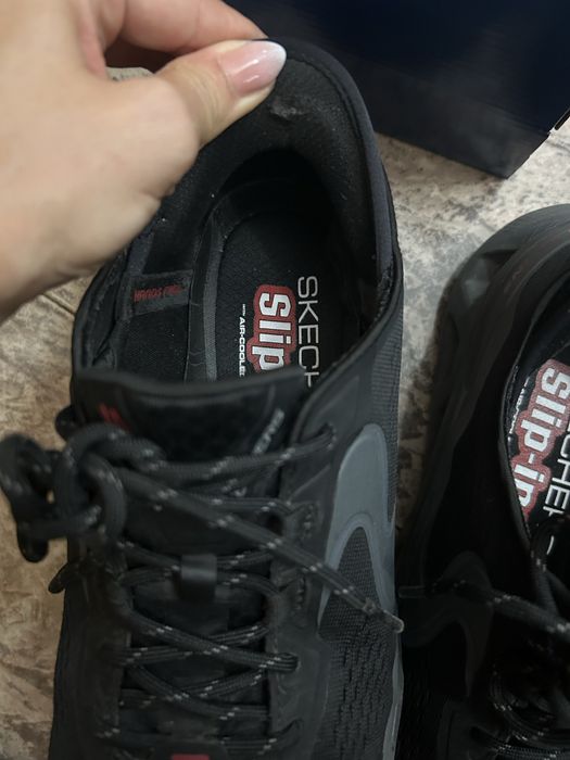 Маратонки скетчърс