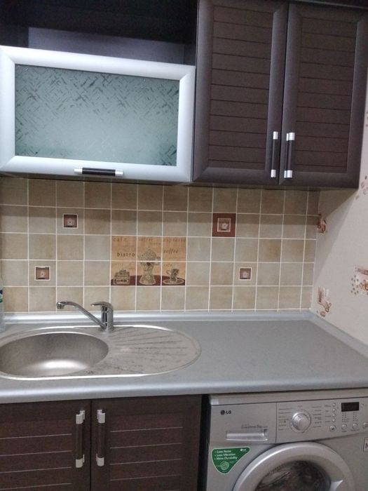 Метро Чилонзор-16 кв  2/5/9 отдельный вход 65 м2 с обстановкой