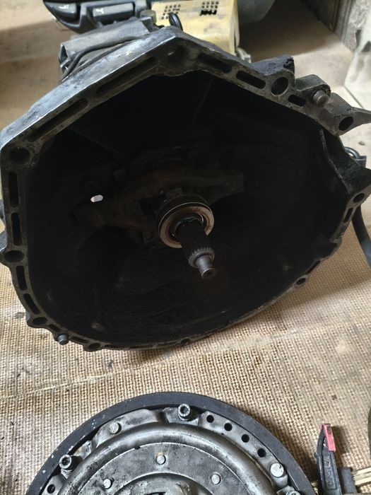 Мкпп Мерседес  м103