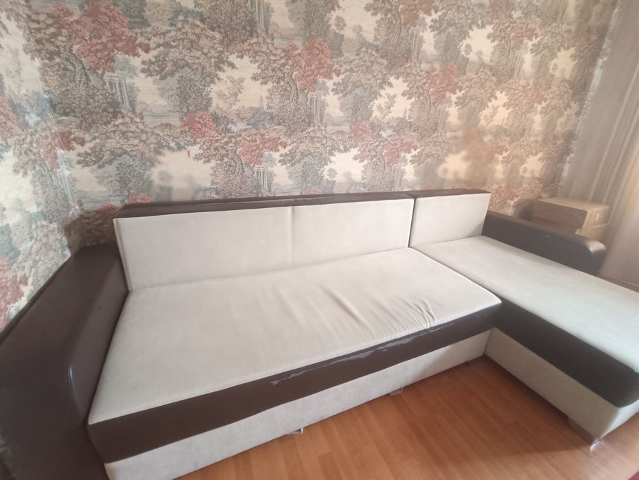 Продам диван, тахта