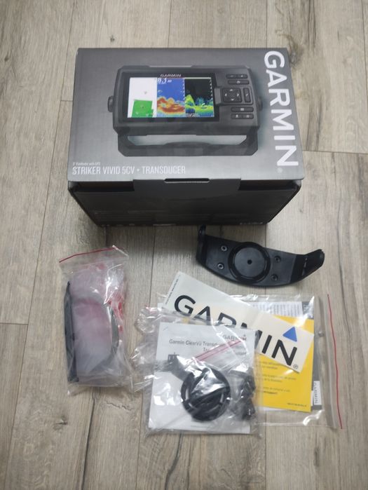 Эхолот Garmin Striker VIVID 5CV
