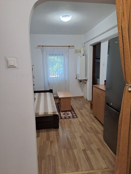 Apartament 2 camere, transformat in 3.