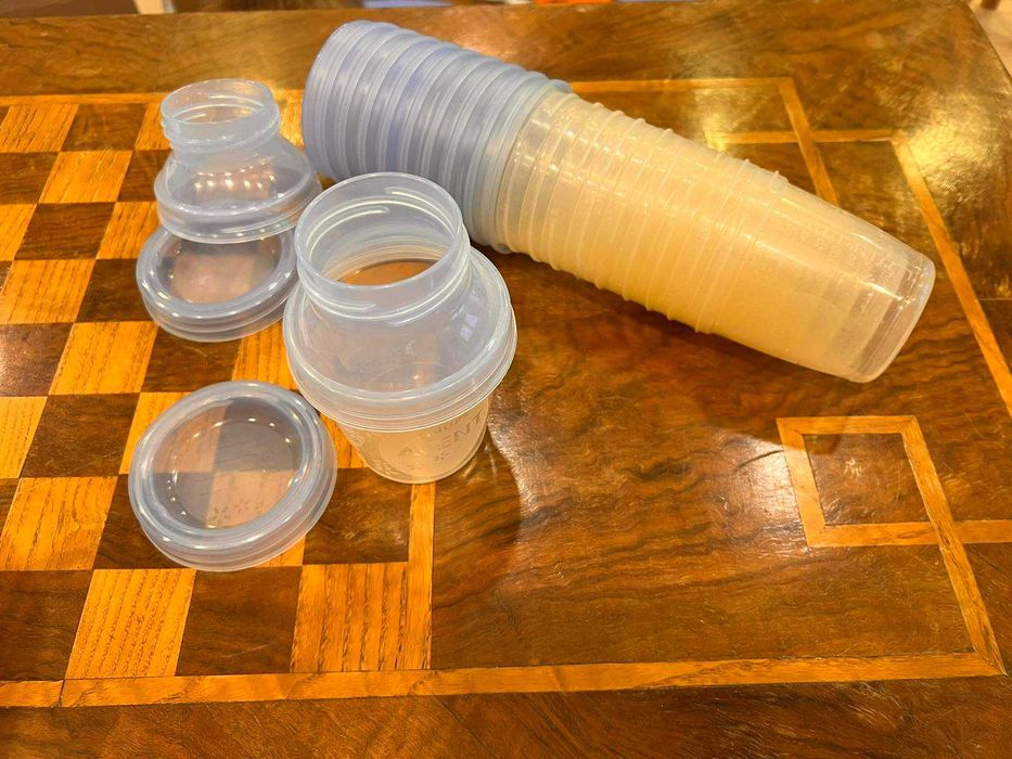 Продавам електронна помпа за изцеждане AVENT EASY COMFORT (SCF301)