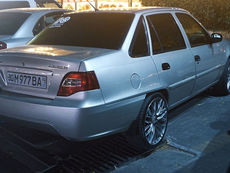 Нексия 2 сотилади нархи арзон