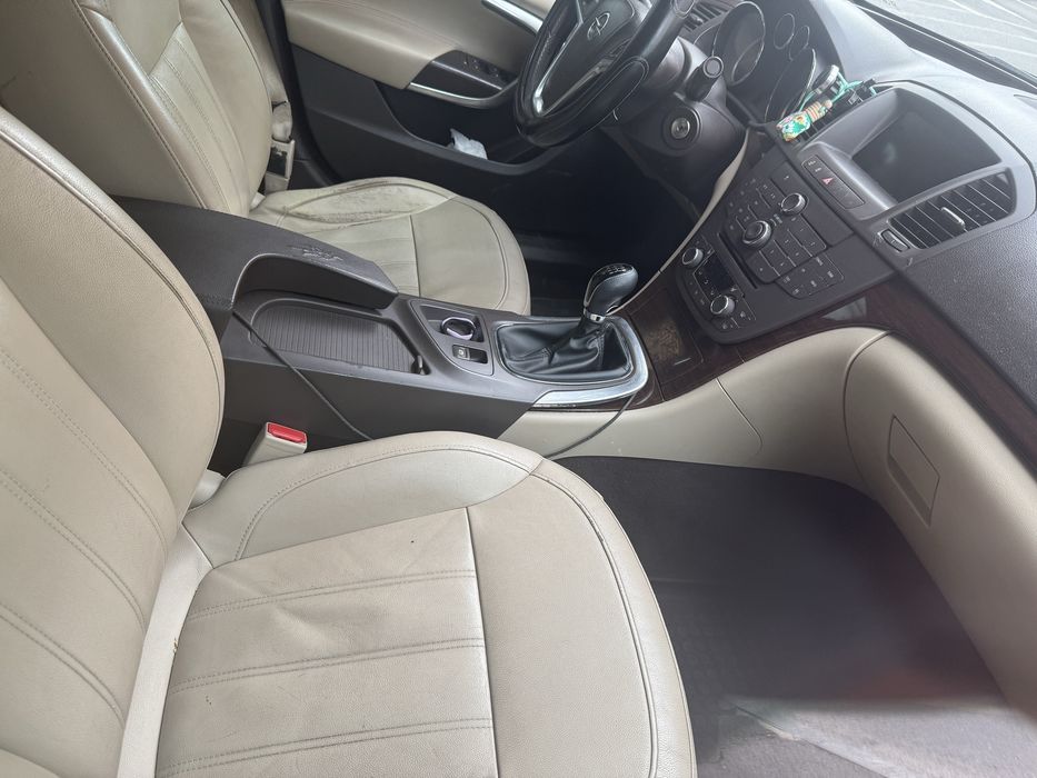 Opel Insignia - 2011