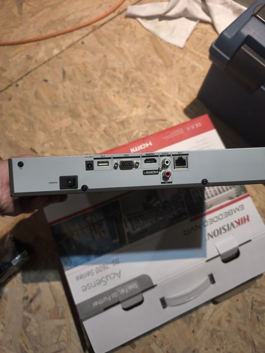 Nvr Hikvision DS-7616NXI-K1