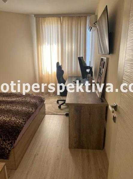 Продава се Тристаен апартамент в Пловдив, Беломорски - 104 кв.м за 1991 €/кв.м - Снимка #8