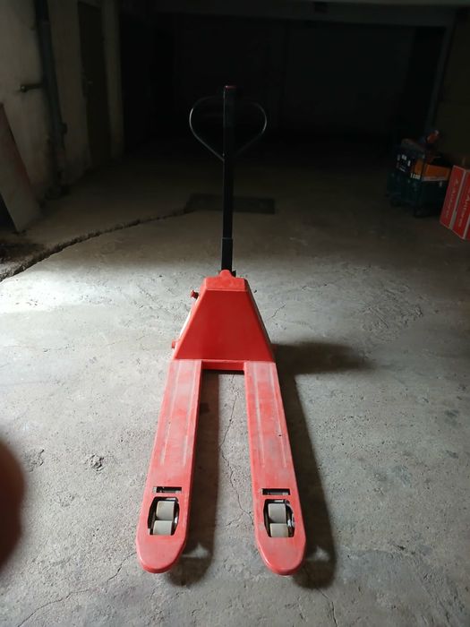 Електрическа палетна количка liftex T15