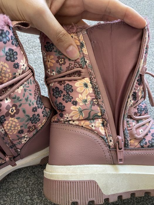 Ghete impermeabile H&M, marimea 34, vatuite, inchidere fermoar