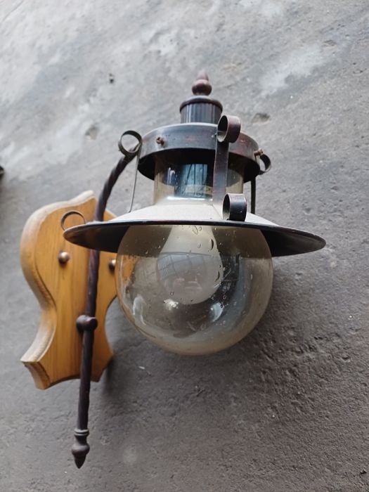 Продам светильники уличные