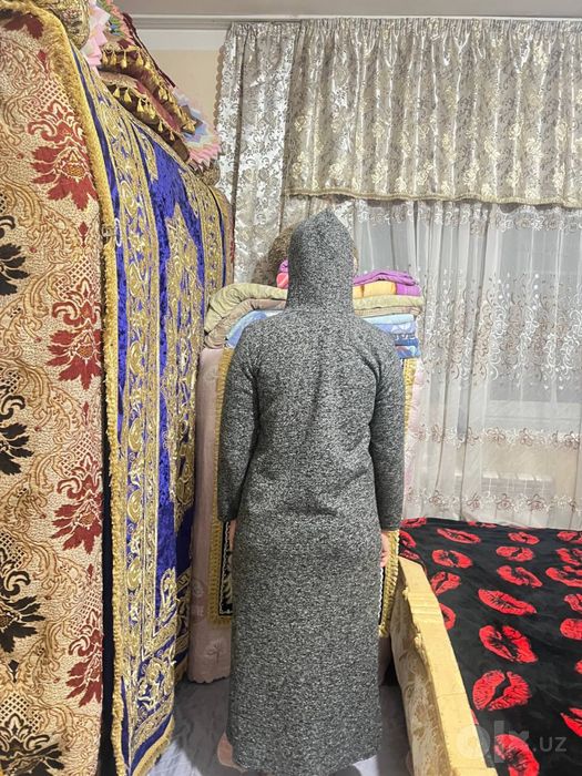 Кардиган сотилади.