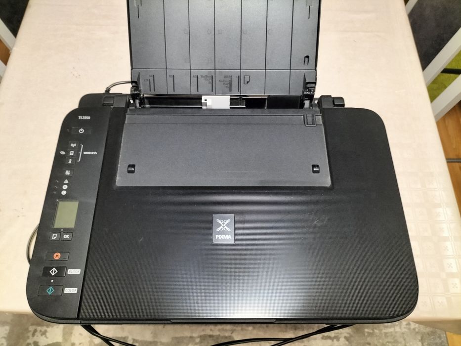 Imprimanta color CANON