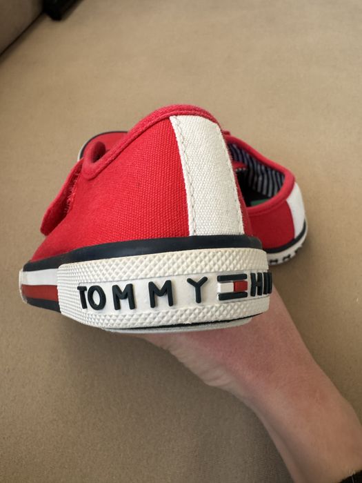 Детски кецове Tommy Hilfiger 28