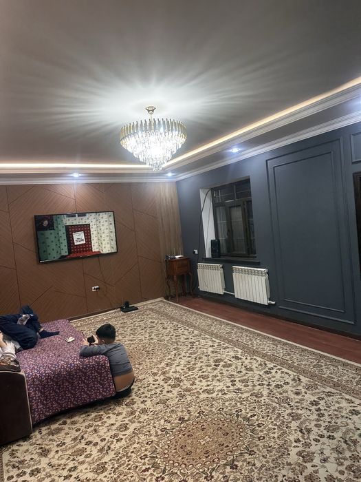 Гагарин мектептің қасында ж/е садиктің қасында