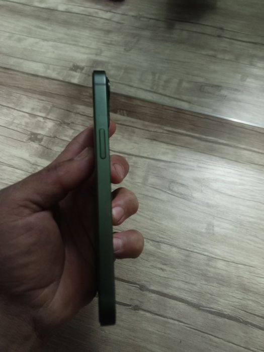 Iphone 13 ideal holatda karobka bor chexol bonus