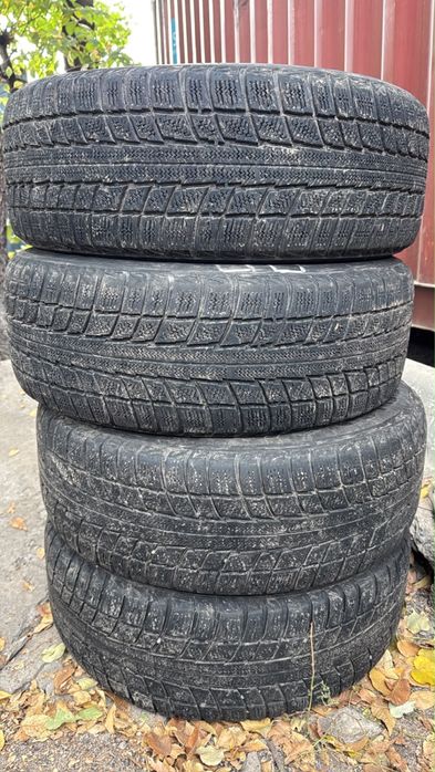 шины продам Triangle