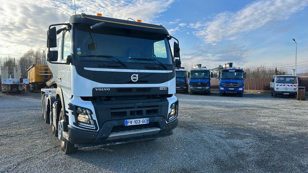 Autobetoniera Volvo FMX 460cp cu mixer Putzmeister 9 mc