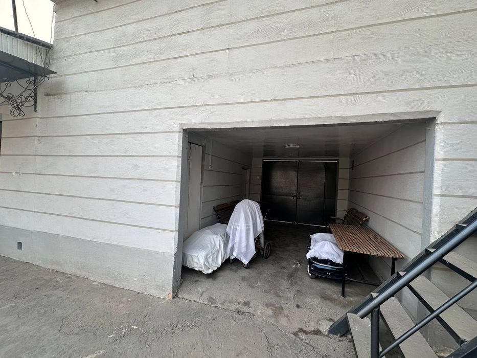 140000у.е Корасарой 3.4 сотик 8 хона Хастиимом Жомий Сагбон Чорсу яаки