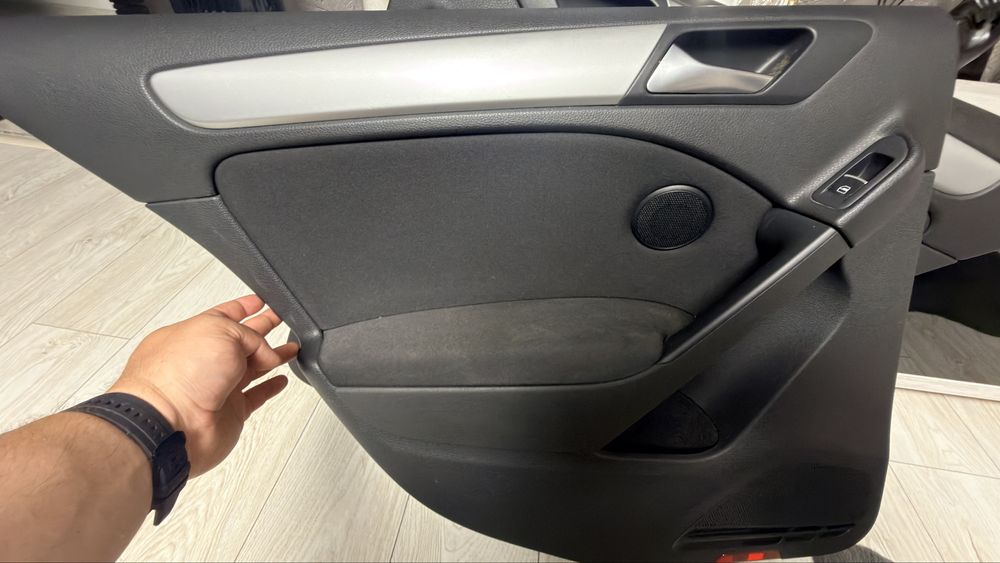 Vând fețe uși golf 6