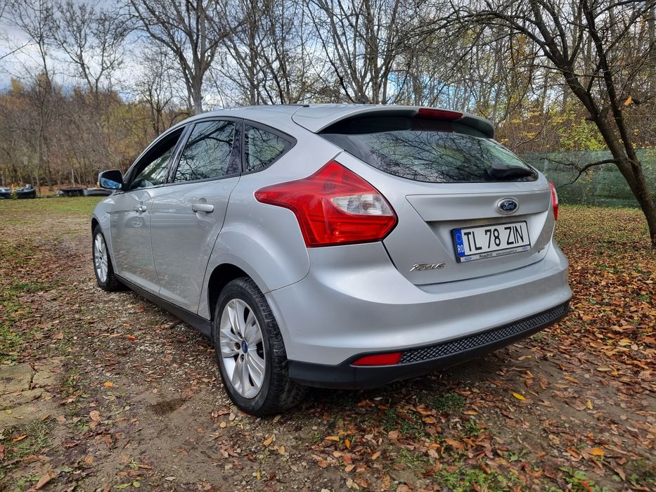 Haion cu Lunetă Ford Focus 3
