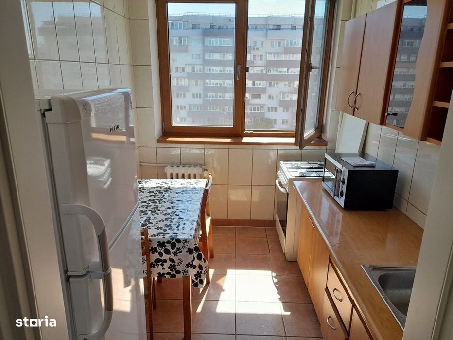 2 cam. Militari-Lujerului, bloc anvelopat.