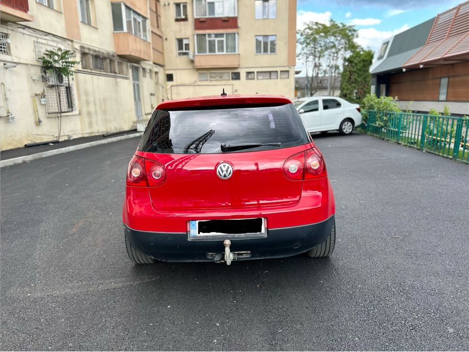 vând golf 5 1.9 tdi