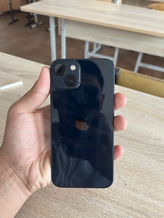 Айфон 13 в идеальном состояний