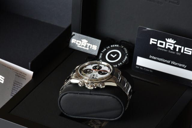 FORTIS Stratoliner Parabola LE Limited Edition