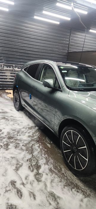 AITO M5 SERES  yevropeyka