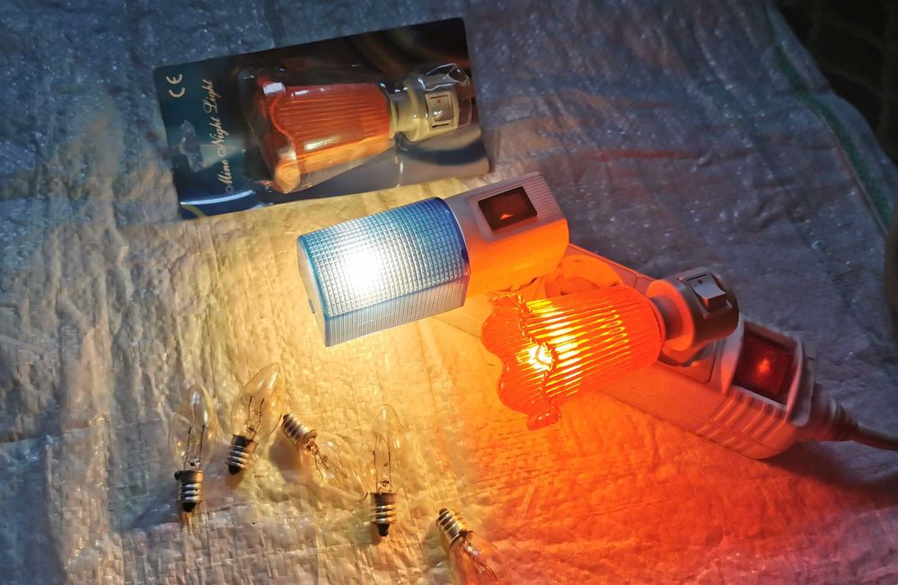 Veioza din sare Himalaya, veioza sticla,  lampa veghe