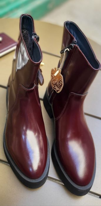 Ghete Apple of Eden 37, piele naturalā