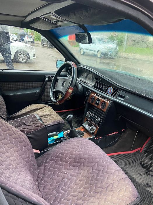 Машина 190 Мерседес