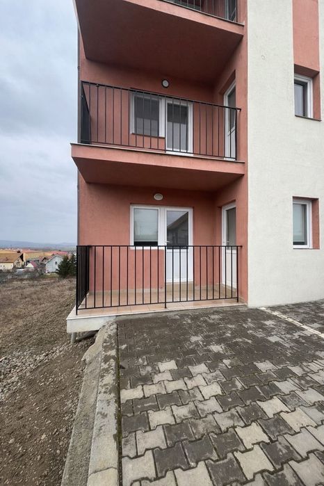 apartament de vânzare (2 camere) Cristești