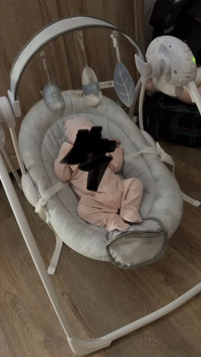 Leagăn electric bebeluși