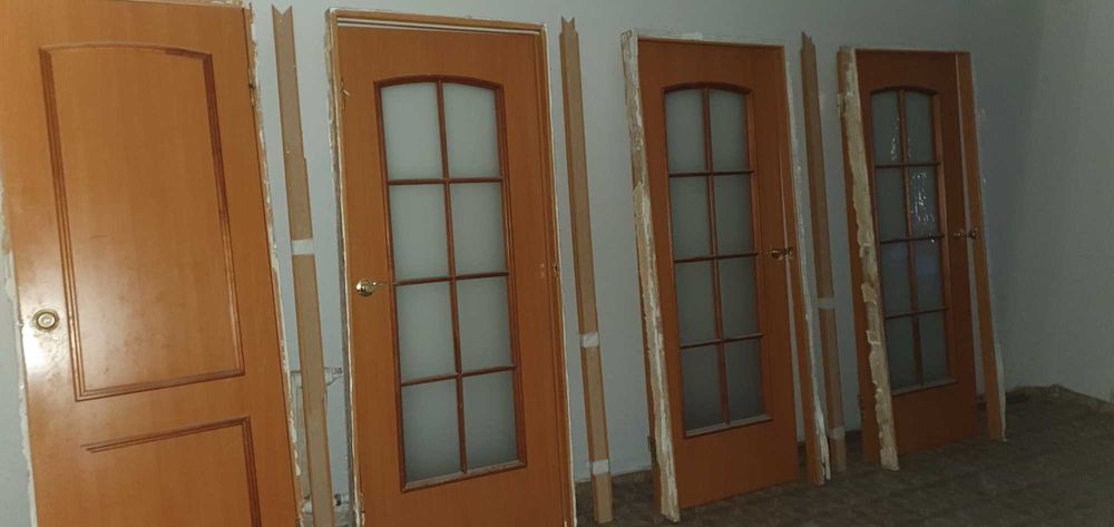 Продам межкомнатные двери