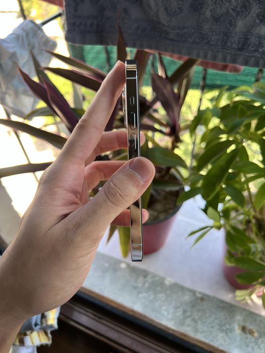 Iphone 14 pro idealniy oq rang