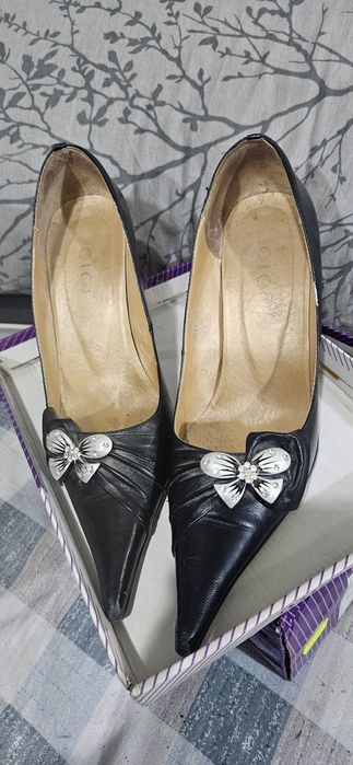 Продам кожане туфли