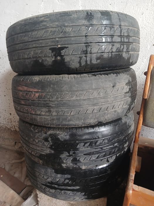 Продам шины на автомобиль