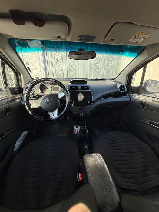 Spark 2 pozitsiya arendaga beriladi