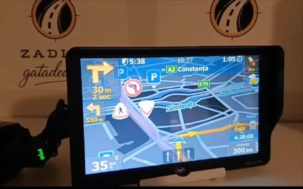 Gps profesional PNI L910- ecran de 9"-program TIR-full Europa-garanti
