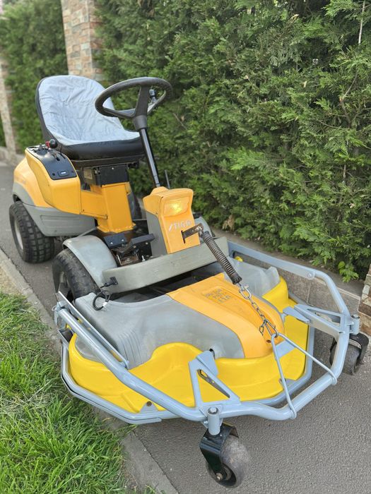 Tractoras de tuns iarba Stiga Park Kohler 25.0cp 724cc profesional