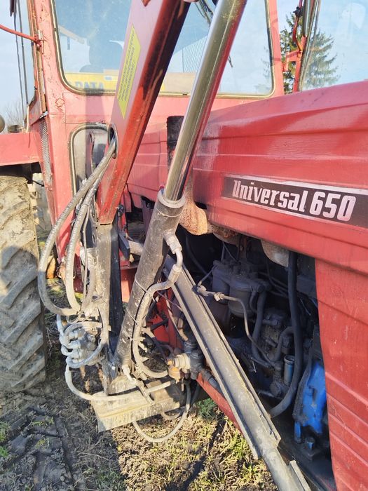 Tractor 650 cu frontal