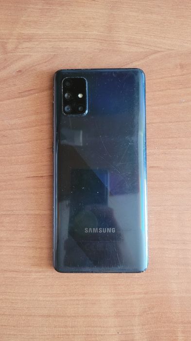 Samsung A71 с коробкой