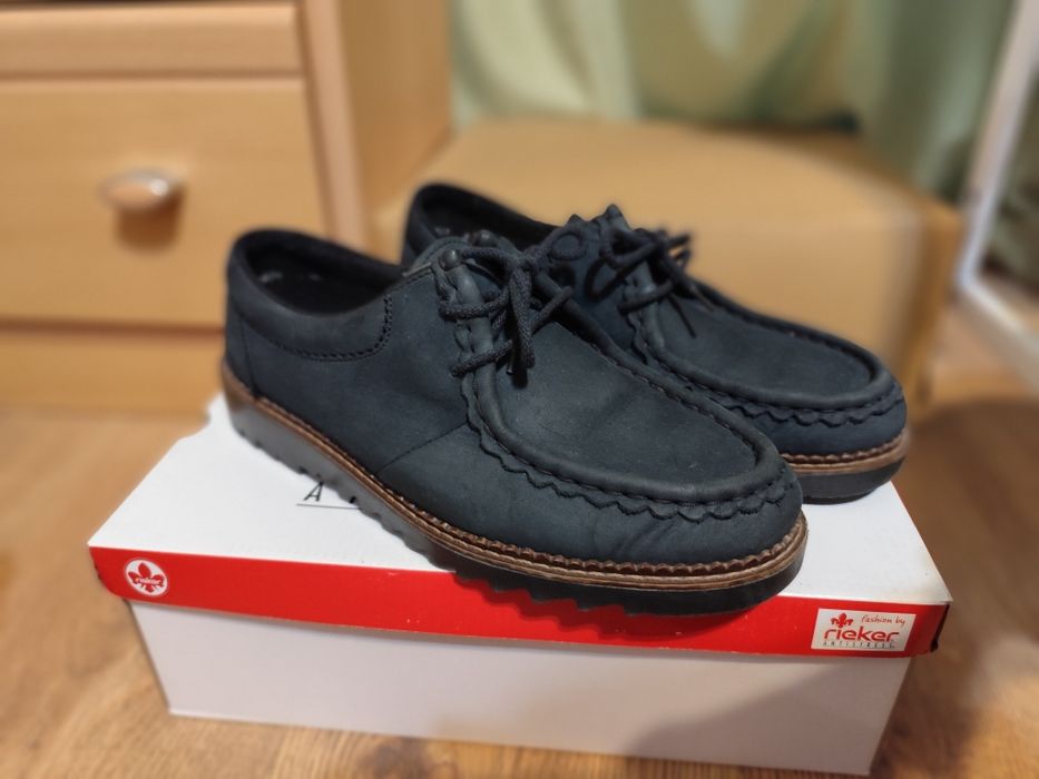 Обувки естествен велур Rieker
