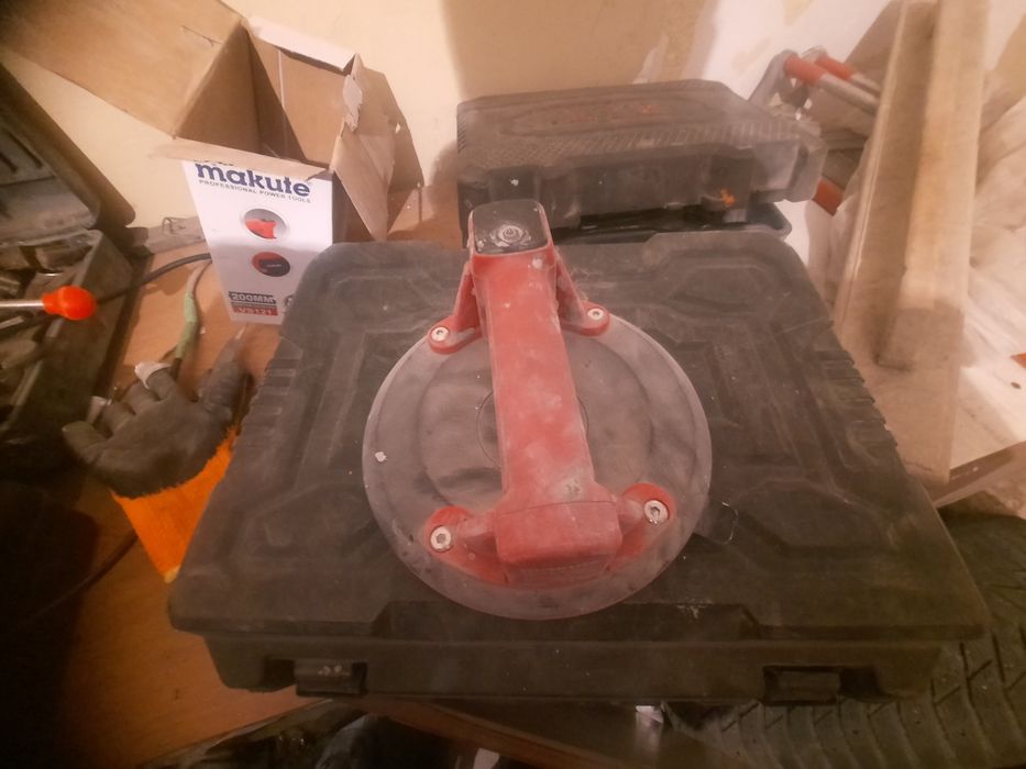 Продам кафельярезка