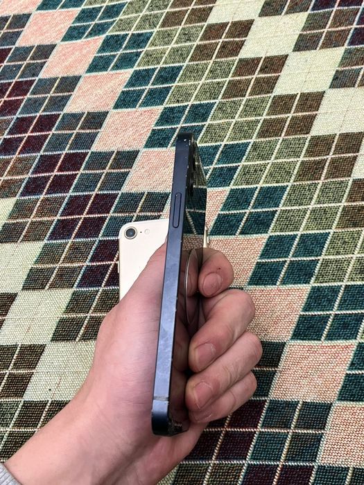 Мобилные телефоны