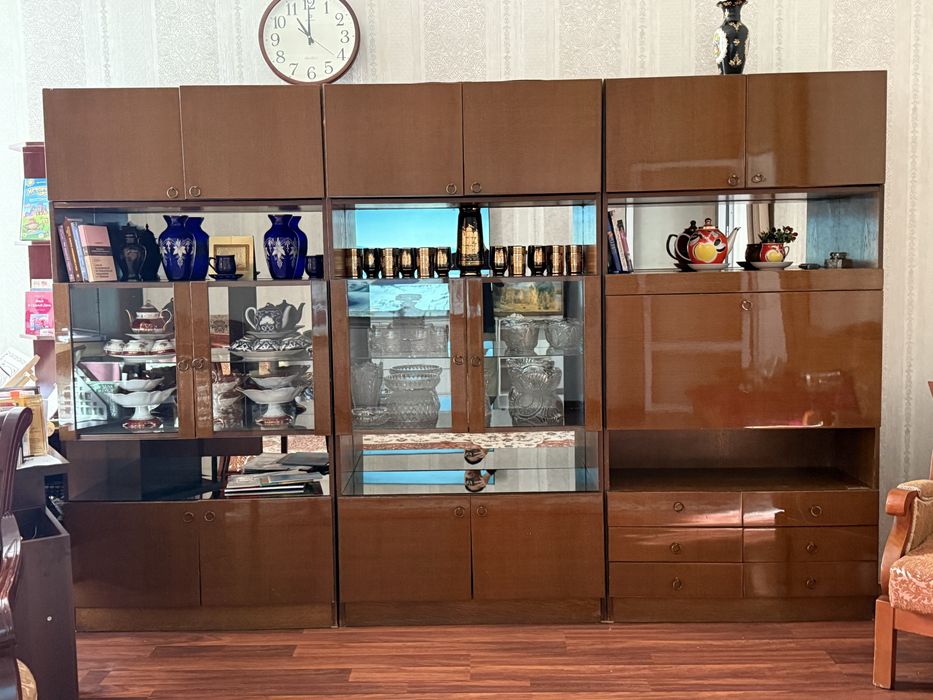 Стенка антиквар прочный белорусь