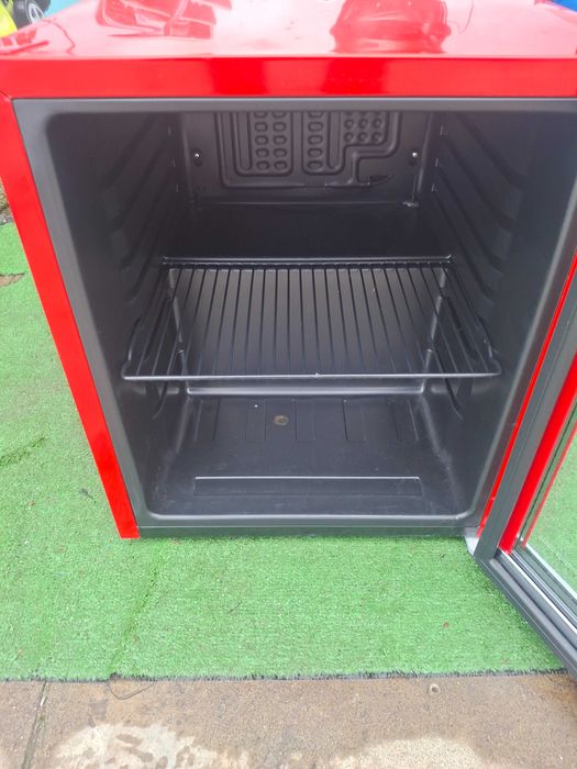 Малка хладилна витрина -Coca Cola