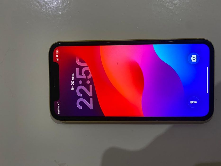 Iphone 11 74 акб желтый