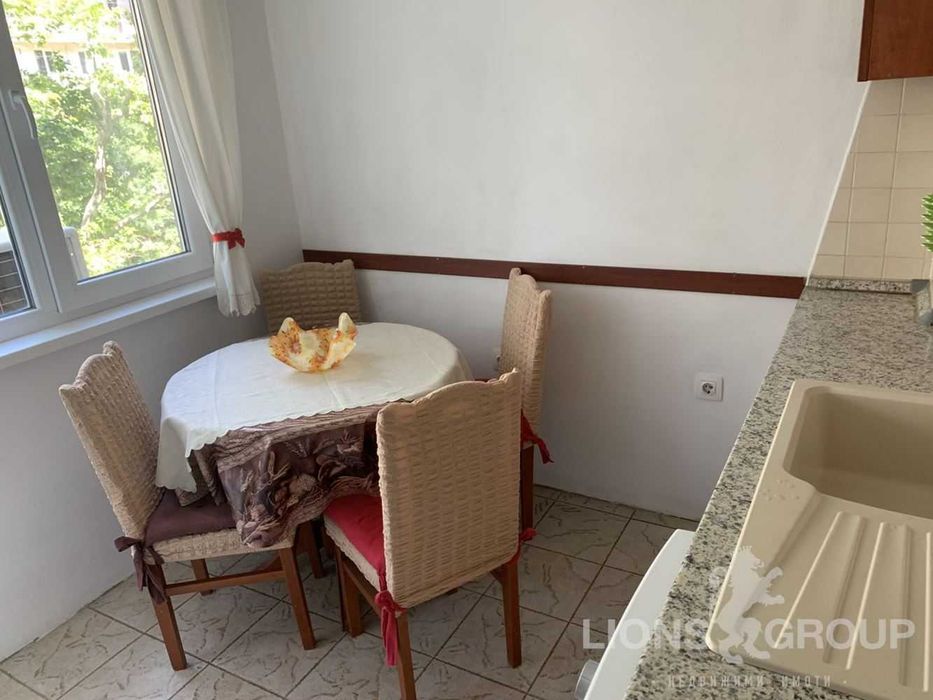 Дава се под наем Тристаен апартамент в Варна, Базар Левски - 78 кв.м за 500 € - Снимка #3